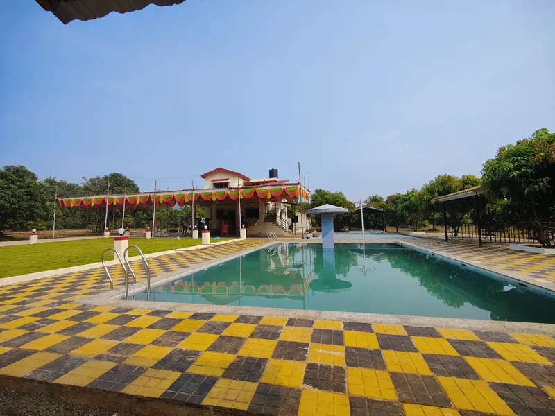 B.K. FARM 🏊 Swimming Pool