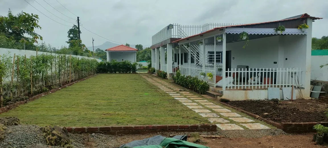 CloudRock Farms in Pimpalpada, Maharashtra