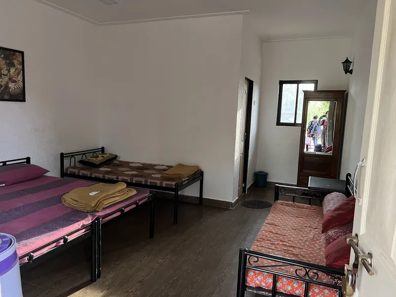 Deshpande Farms 🛏️ Bedroom