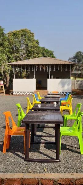 Diamond Dream Farms 🍽️ Dining & Food Area