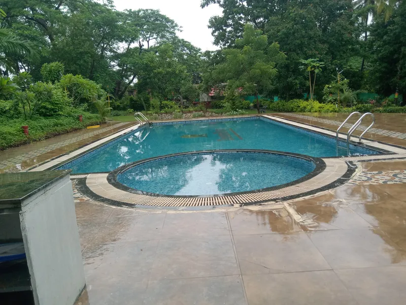 Dream River Farmhouse 🏊 Swimming Pool