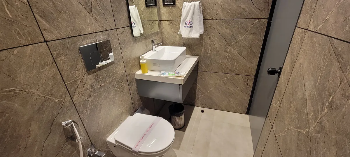 Evo Farmstay 🚿 Bathroom