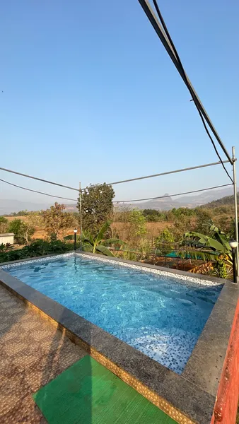 Gulmohar Farm Stay 🏊 Swimming Pool