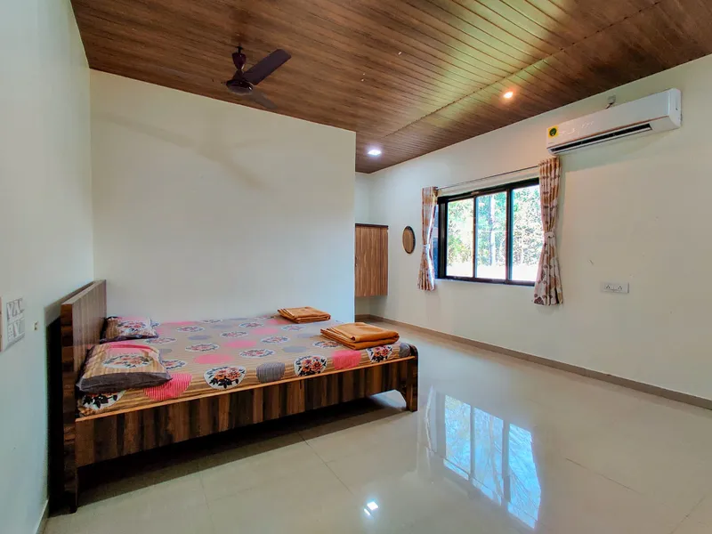 MADHUBAN VILLA 🛏️ Bedroom