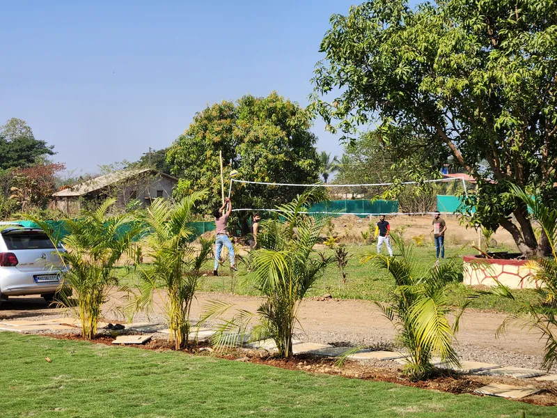 Phoenix Farm & Stay 🌳 Lawn & Garden