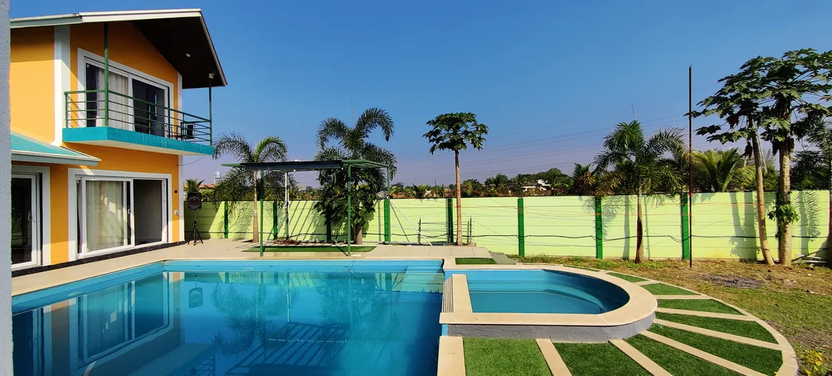 Saru Farm Villa 🏊 Swimming Pool
