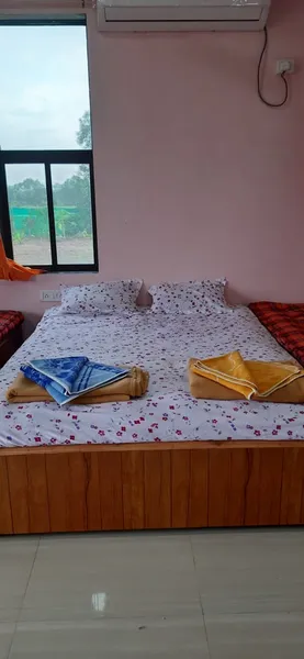Vihan Farm 🛏️ Bedroom