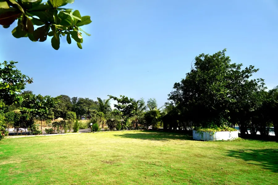 Vihan Farm 🌳 Lawn & Garden