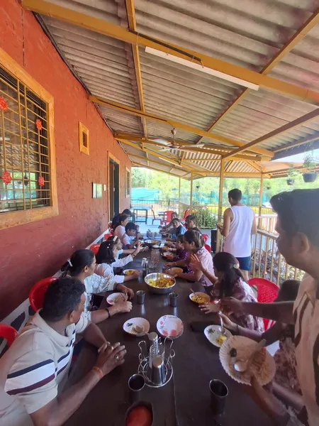 Vinit Farm 🍽️ Dining & Food Area