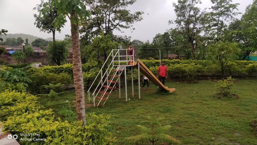 Yash Farms 🏏 Play & Games Area