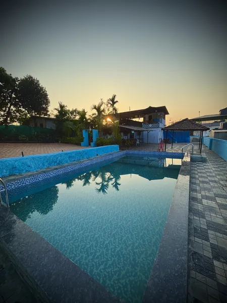 Vitthal Farm House 🏊 Swimming Pool