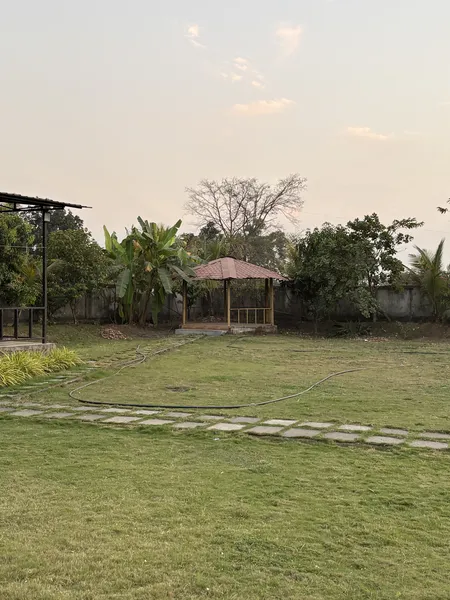 Bhoomi Farm 🌳 Lawn & Garden